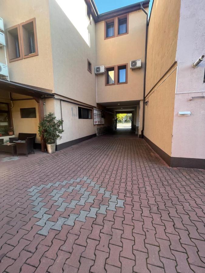 Pension Cleopatra Târgu-Mureş Екстериор снимка