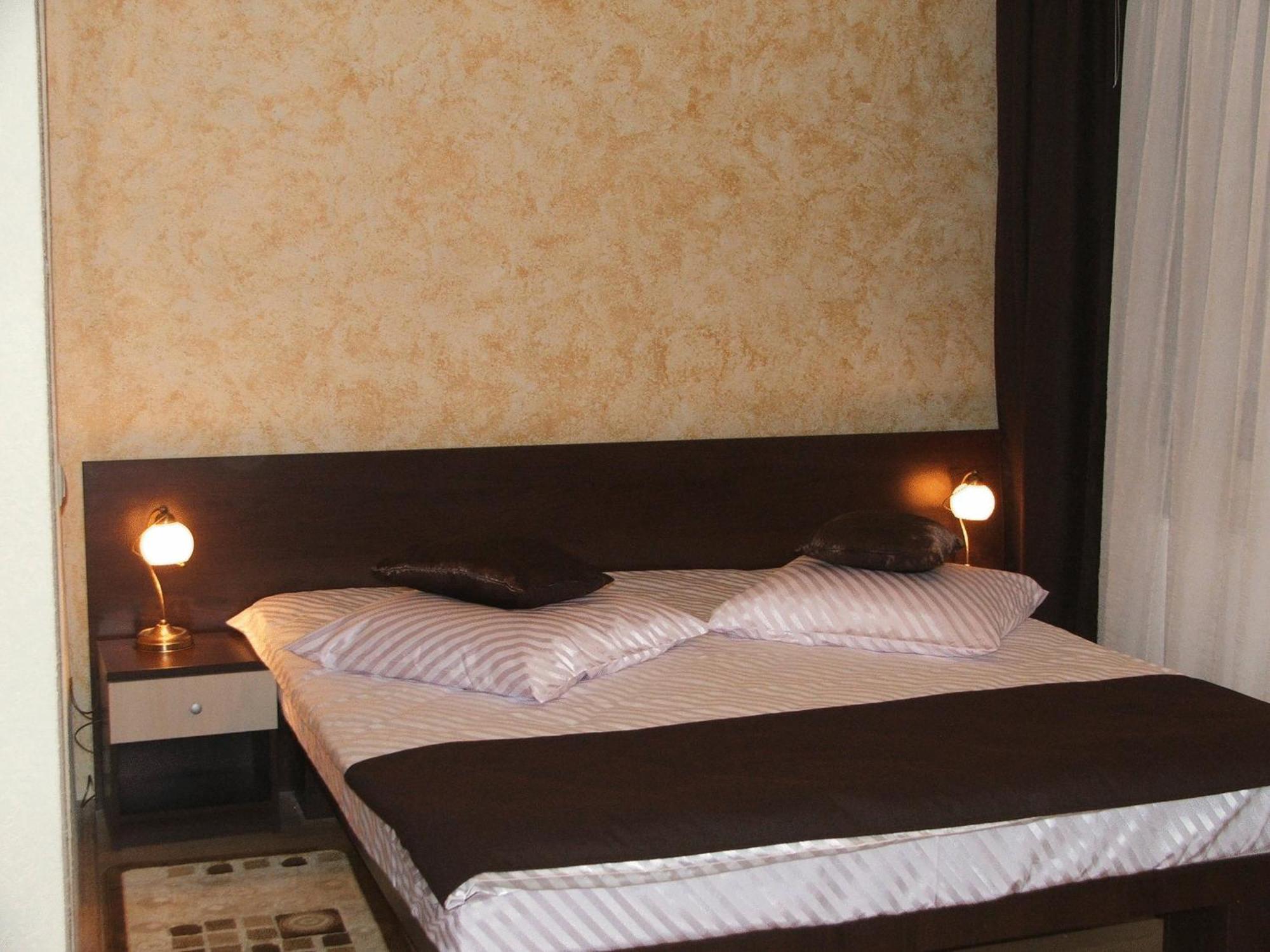Pension Cleopatra Târgu-Mureş Екстериор снимка