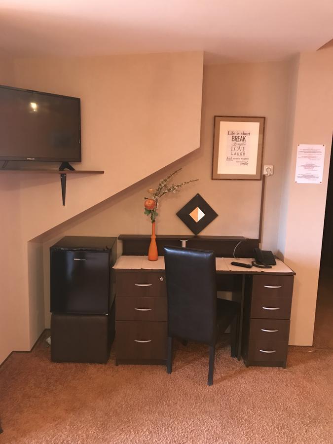 Pension Cleopatra Târgu-Mureş Екстериор снимка